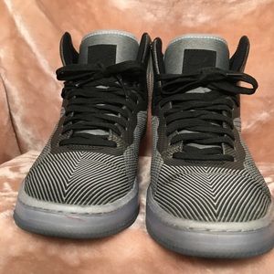 Men’s size 8 Nike Airs